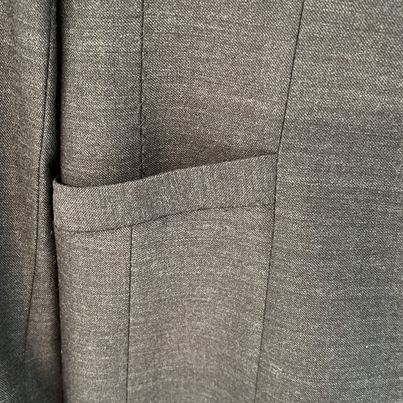 NWOT Eli’s Tahari charcoal blazer - Picture 4 of 8
